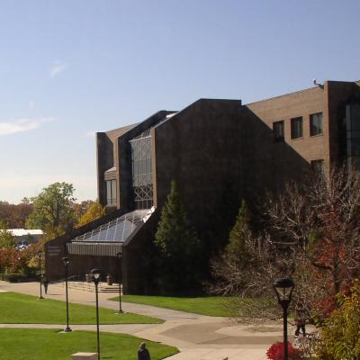 Ronald Williams Library on the main campus of Northeastern Illinois University