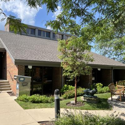 Lake Bluff Public Library entrance